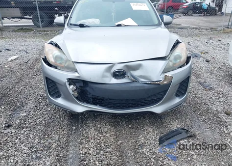 2013 Mazda Mazda3 I Sport из США, поврежденный, VIN JM1BL1U75D1743637